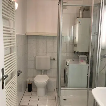 Monteur- & In Altstadt - Zentrum - Neu Saniert