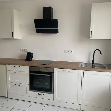 Monteur- & In Altstadt - Zentrum - Neu Saniert Appartement *