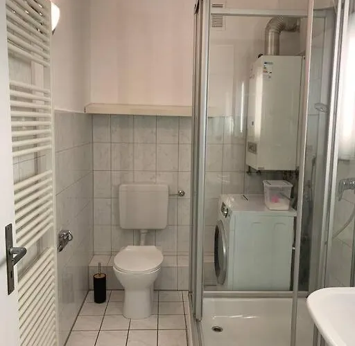 Monteur- & In Altstadt - Zentrum - Neu Saniert